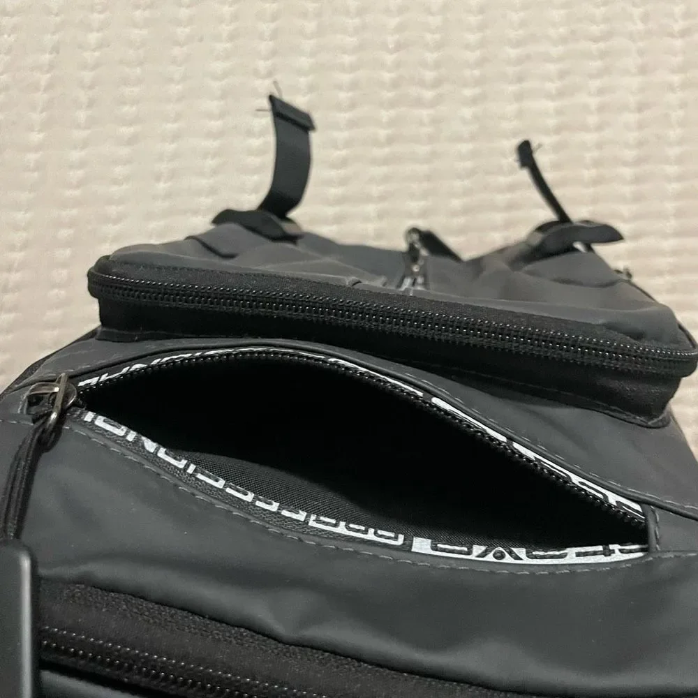 Euc black shoulder or cross body travel bag - Picture 5 of 8